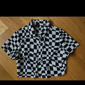 Checkered Black and White Cropped Shirt